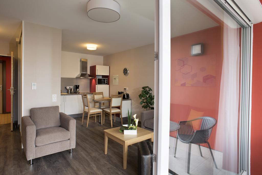 Domitys Le Palmier Du Roi Aparthotel Pau Phòng bức ảnh